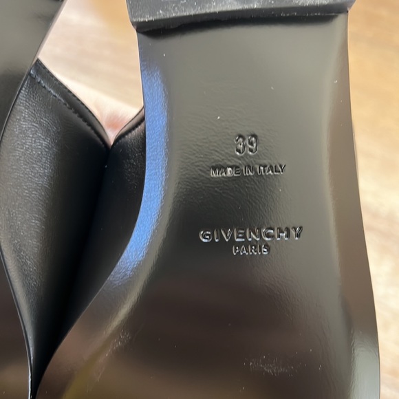 Givenchy Cutout 4G Logo Slide Sandal Black Size 39EU - Picture 5 of 11